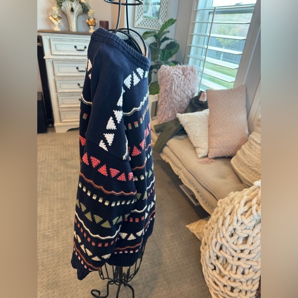 Women’s Vintage-Inspired Geometric Knit Sweater - Picture 6 of 7